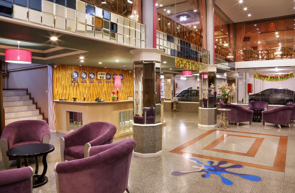 Highway Hotel Τσιάνγκ Μάι Εξωτερικό φωτογραφία