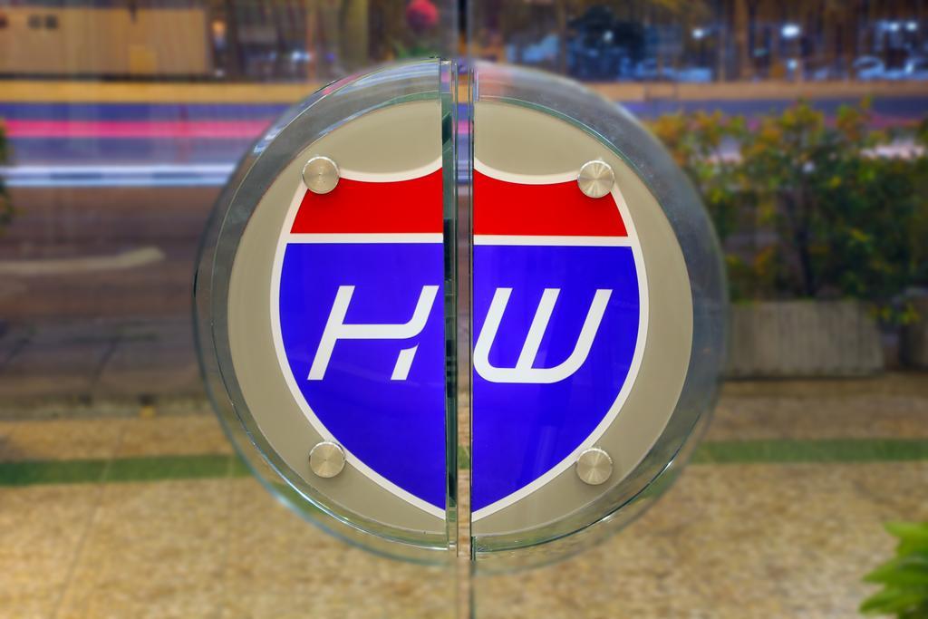 Highway Hotel Τσιάνγκ Μάι Εξωτερικό φωτογραφία