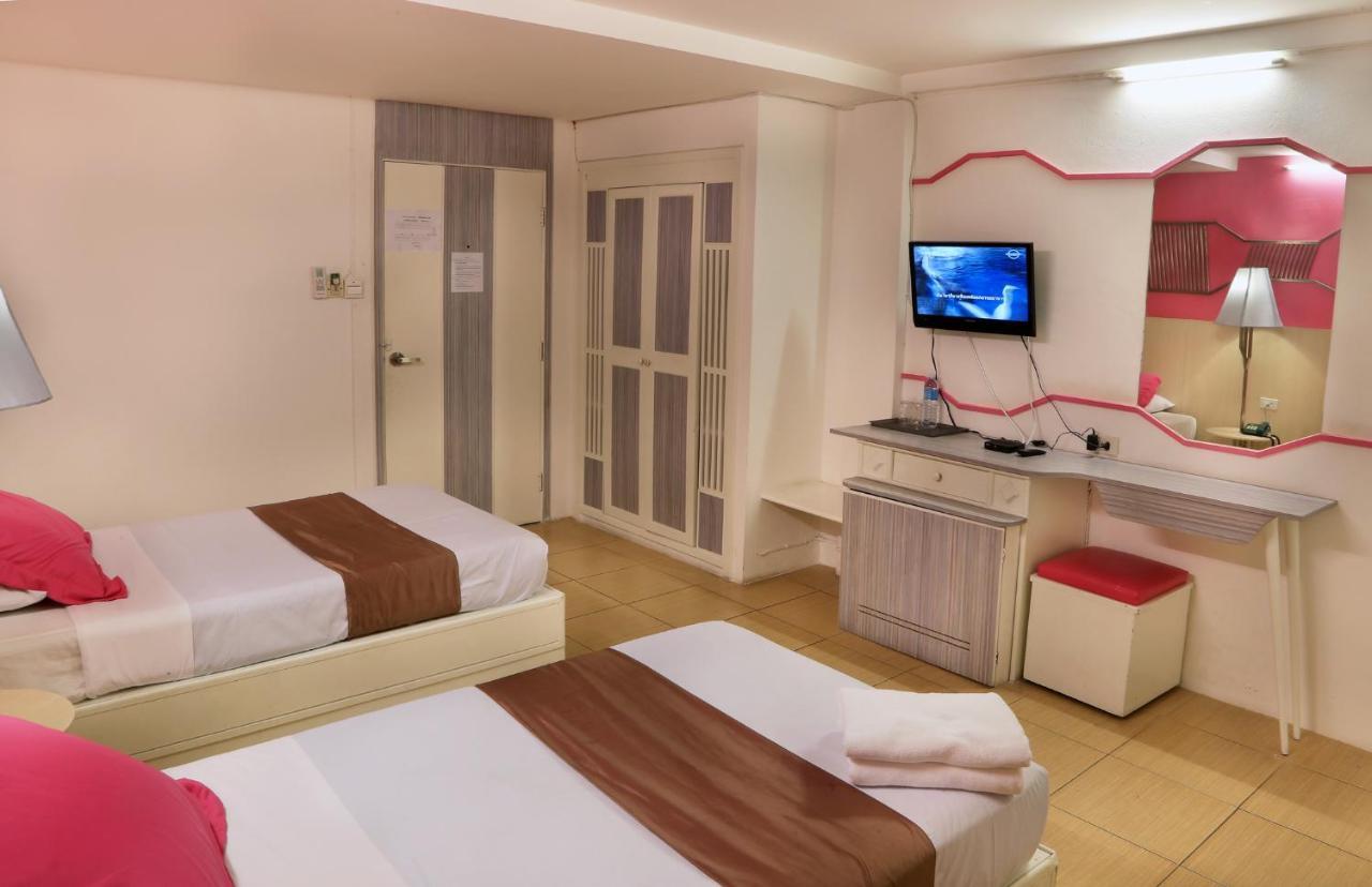 Highway Hotel Τσιάνγκ Μάι Εξωτερικό φωτογραφία